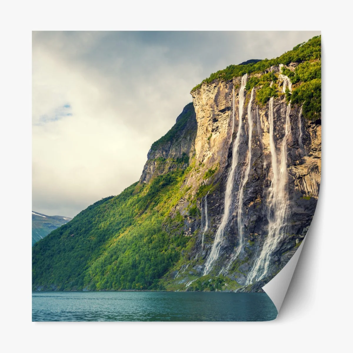 Repositionierbarer Aufkleber wasserfälle an fjordklippen – Wallnifity®