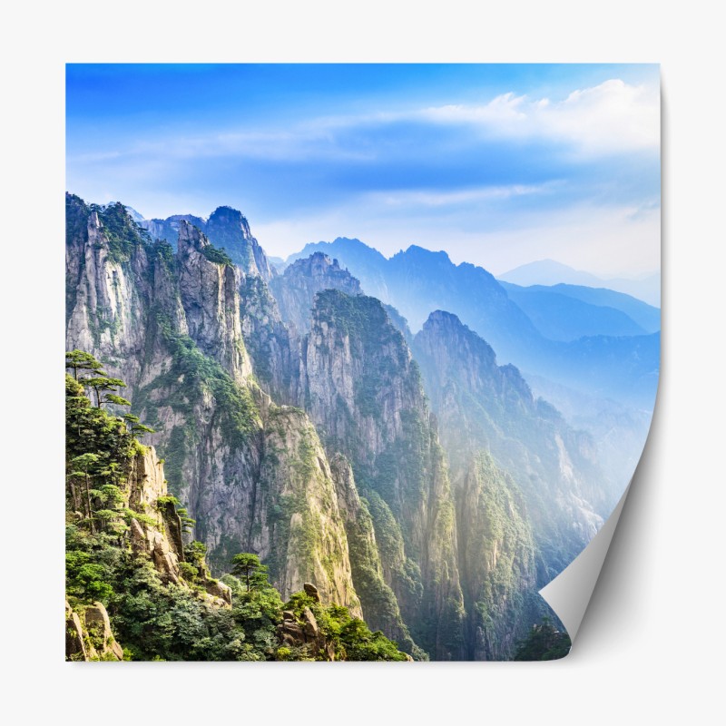 Repositionierbarer Aufkleber nebliges bergpanorama