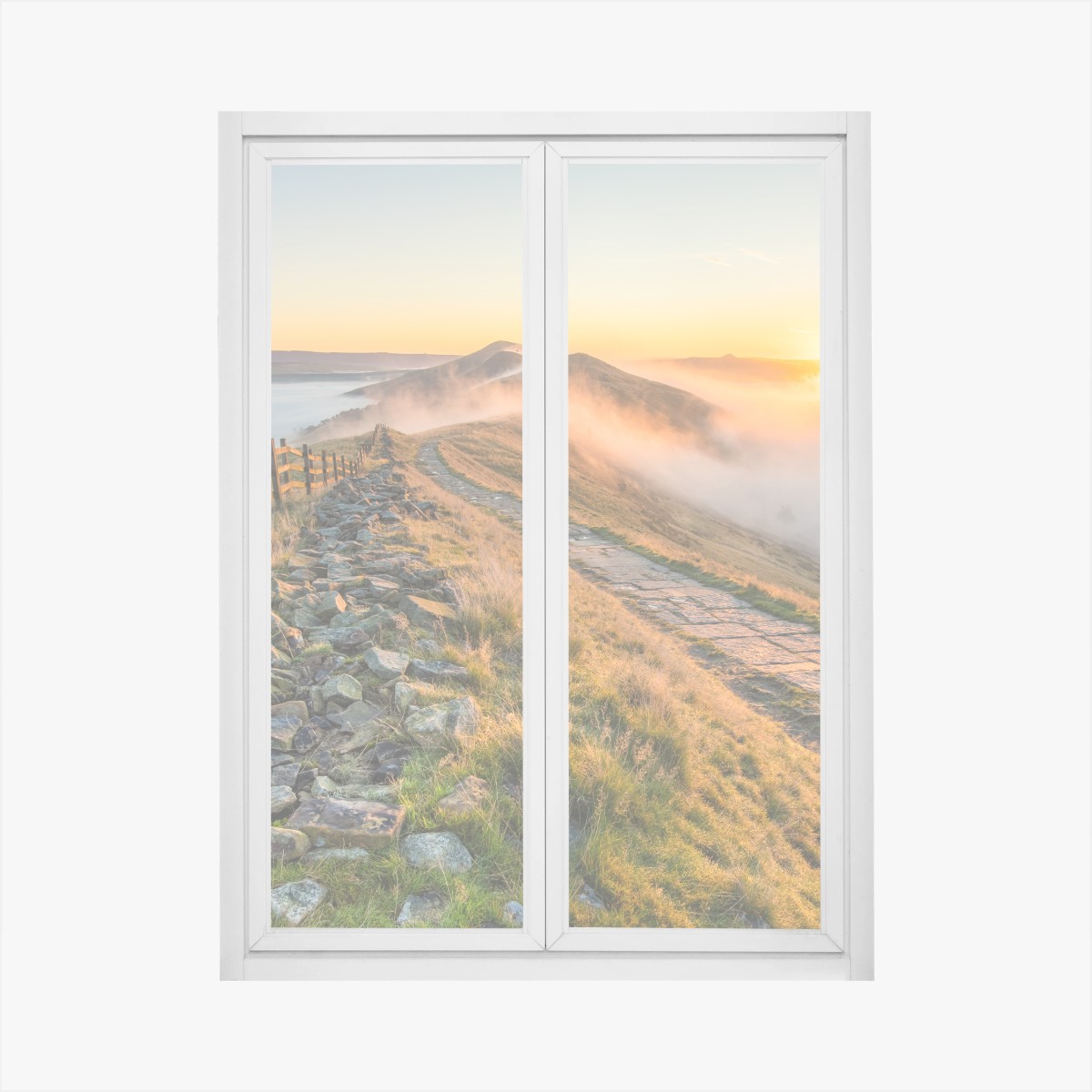 Fensteraufkleber sonnenaufgang über einem nebligen bergrücken mit steinweg – Wallnifity® Fensteraufkleber sonnenaufgang über einem nebligen bergrücken mit steinweg – Wallnifity®