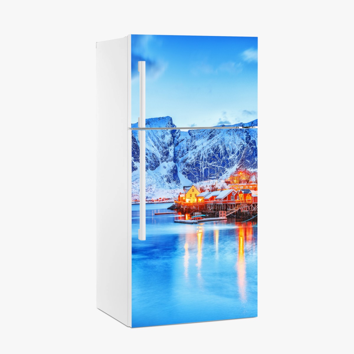 Kühlschrankaufkleber verschneites küstendorf unter hohen bergen – Wallnifity®