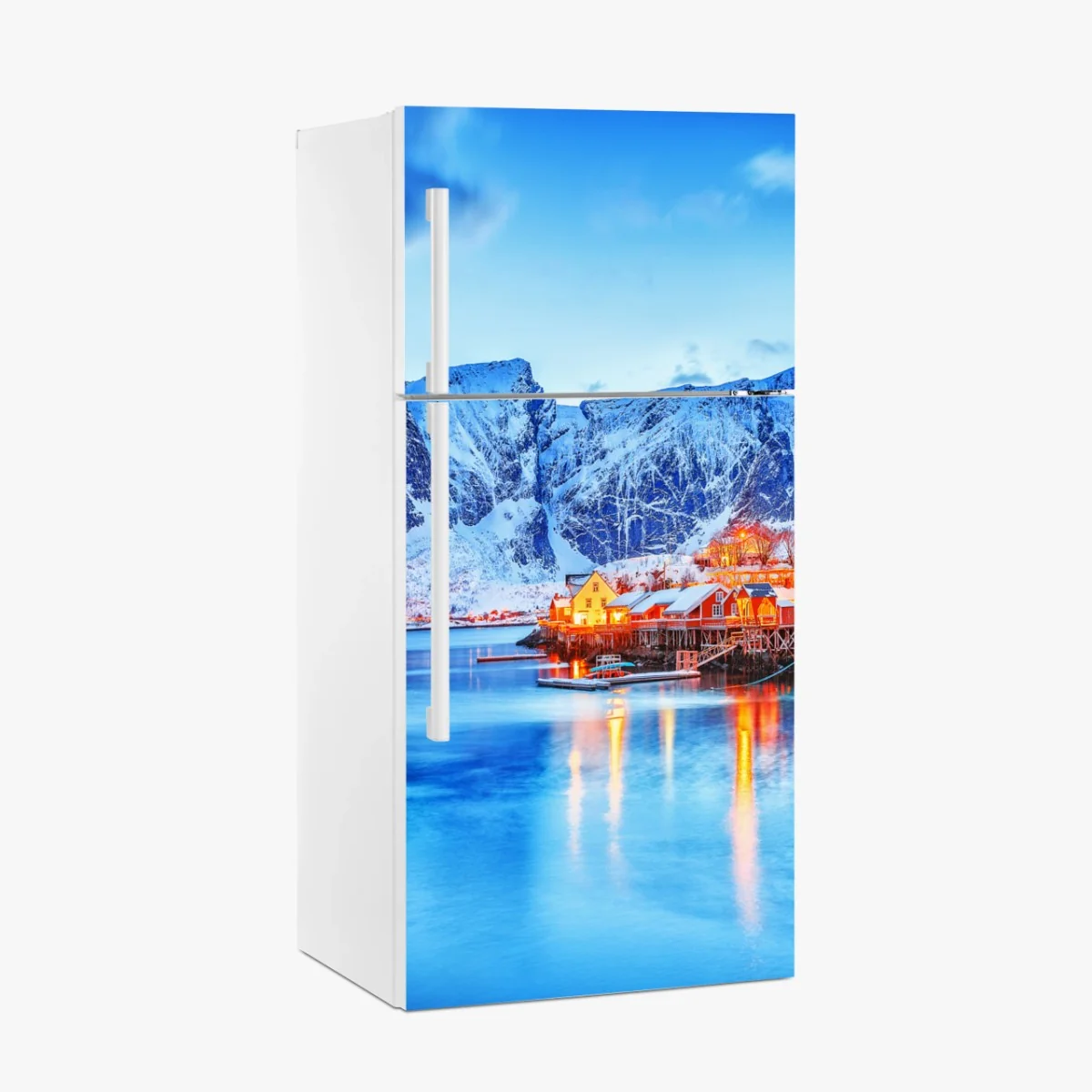 Kühlschrankaufkleber verschneites küstendorf unter hohen bergen – Wallnifity® Kühlschrankaufkleber verschneites küstendorf unter hohen bergen – Wallnifity®