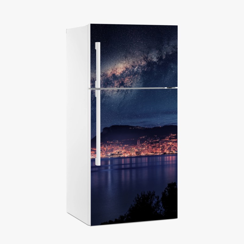 Kühlschrankaufkleber küstenstadt unter der milchstraße