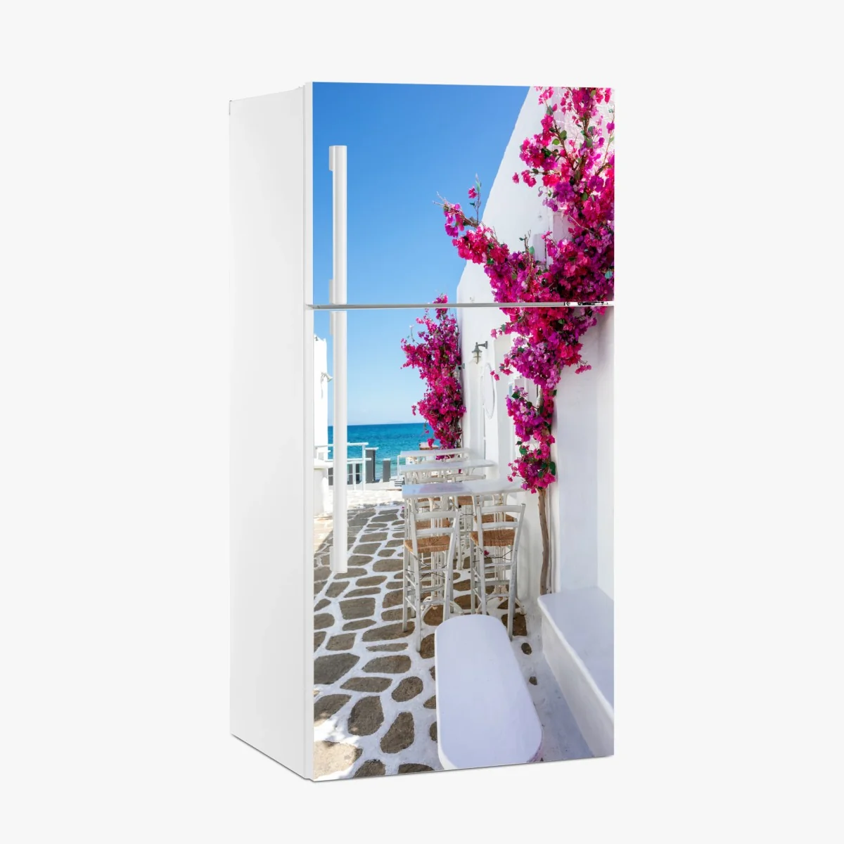 Kühlschrankaufkleber sonnige mediterrane gasse mit bougainvillea – Wallnifity® Kühlschrankaufkleber sonnige mediterrane gasse mit bougainvillea – Wallnifity®