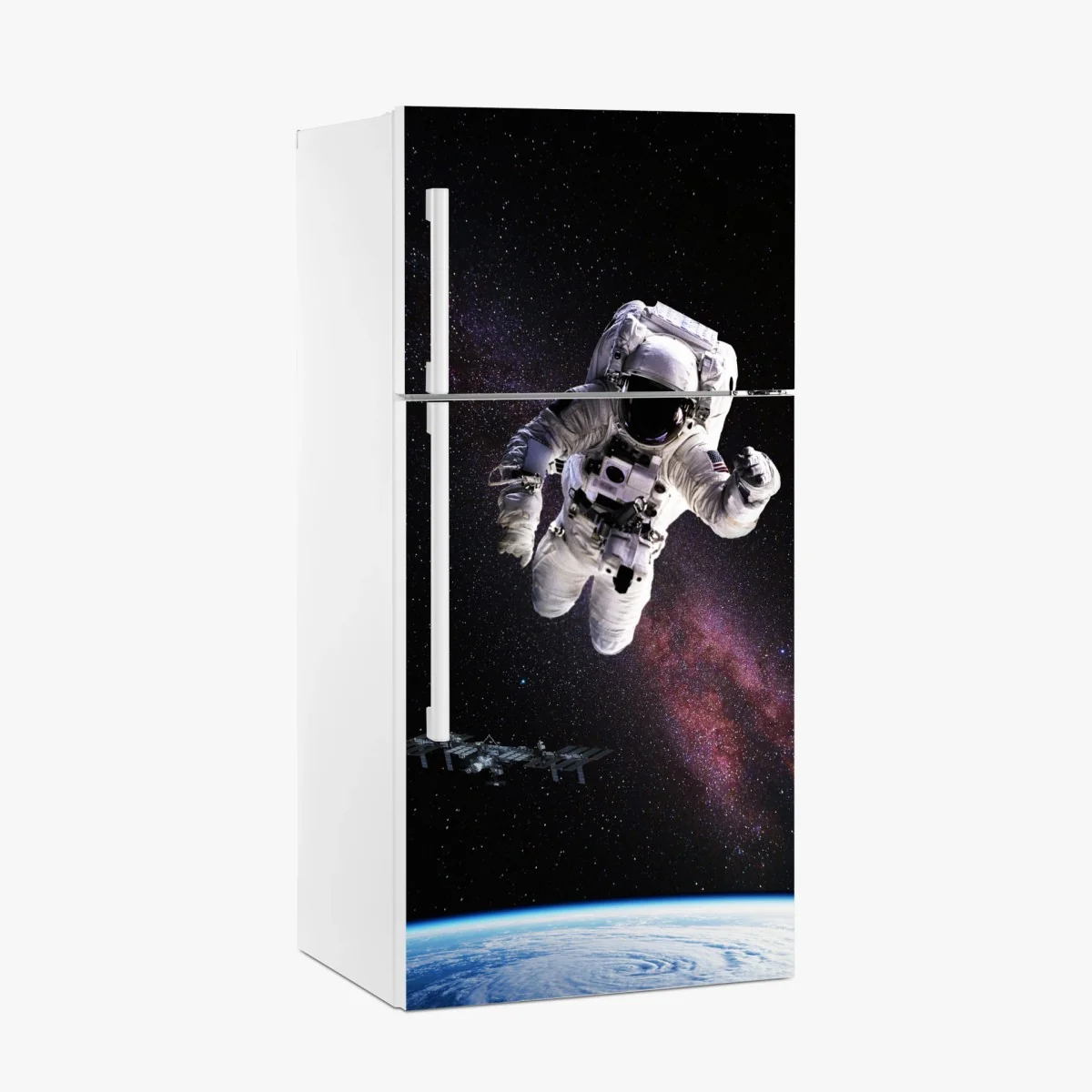 Kühlschrankaufkleber astronaut über der Erde und galaxie – Wallnifity® Kühlschrankaufkleber astronaut über der Erde und galaxie – Wallnifity®
