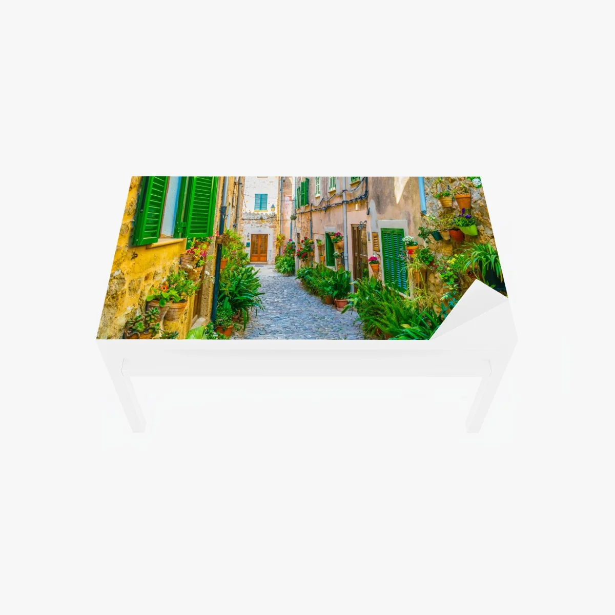 Tischaufkleber und Schreibtischaufkleber sonnige gasse mit grünen fensterläden – Wallnifity® Tischaufkleber und Schreibtischaufkleber sonnige gasse mit grünen fensterläden – Wallnifity®