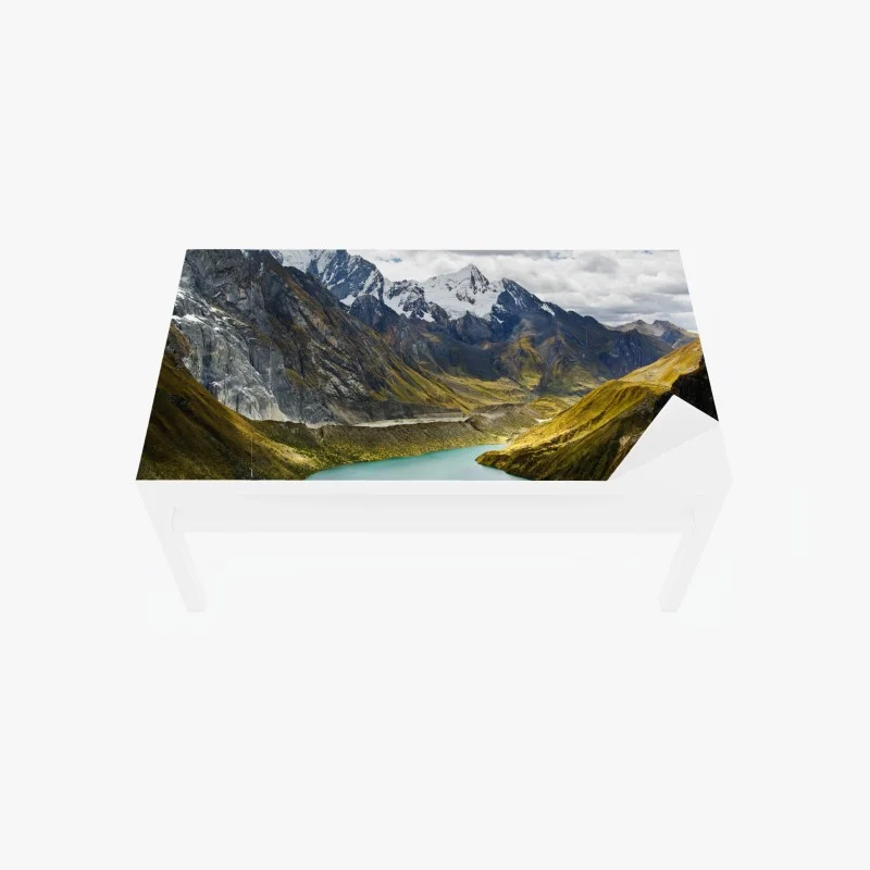 Tischaufkleber und Schreibtischaufkleber türkisblauer bergsee unter schneegipfeln