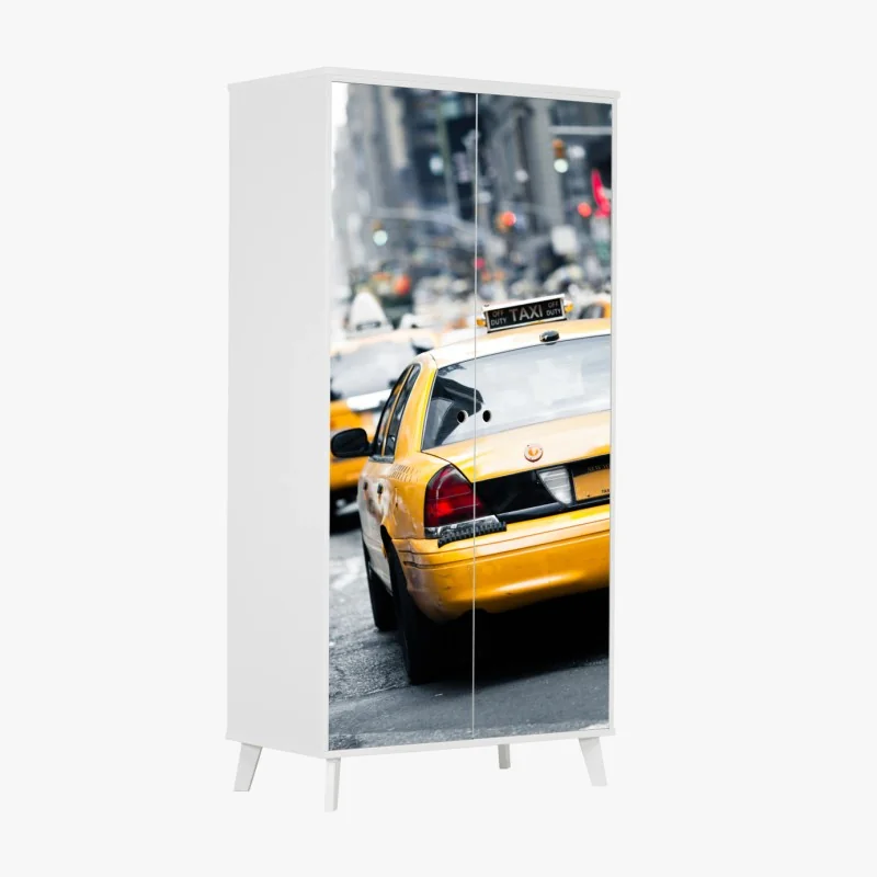 Schrankaufkleber gelbe taxis in einer belebten straße von New York