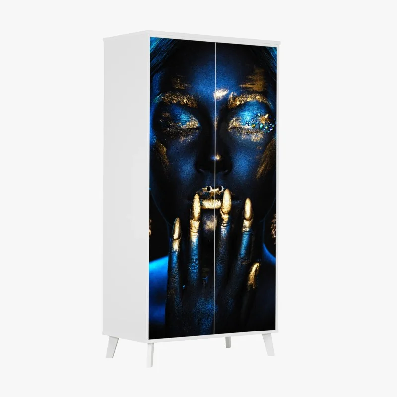 Schrankaufkleber mystisches porträt in blau und gold