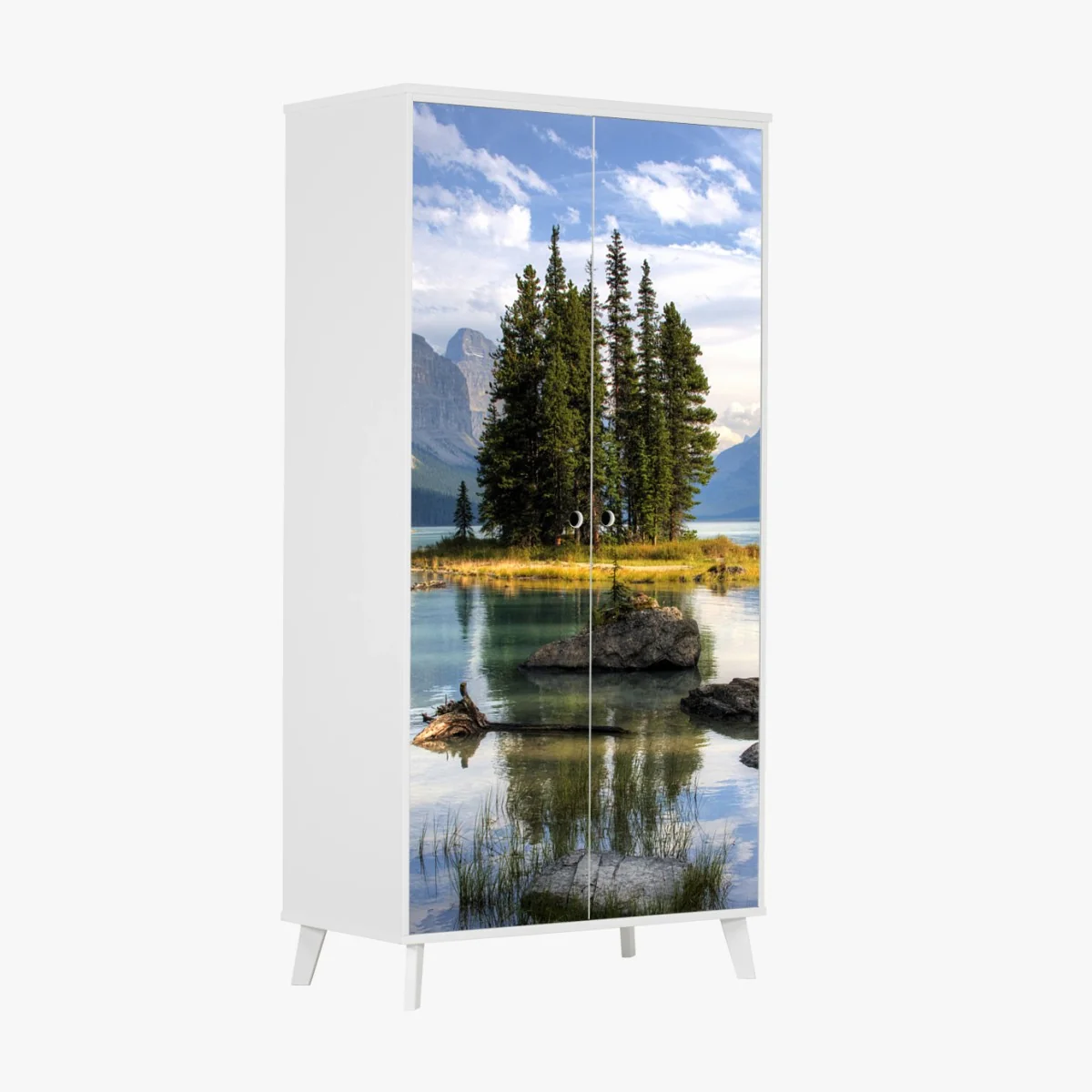 Schrankaufkleber ruhiger alpensee mit insel und bergen – Wallnifity® Schrankaufkleber ruhiger alpensee mit insel und bergen – Wallnifity®