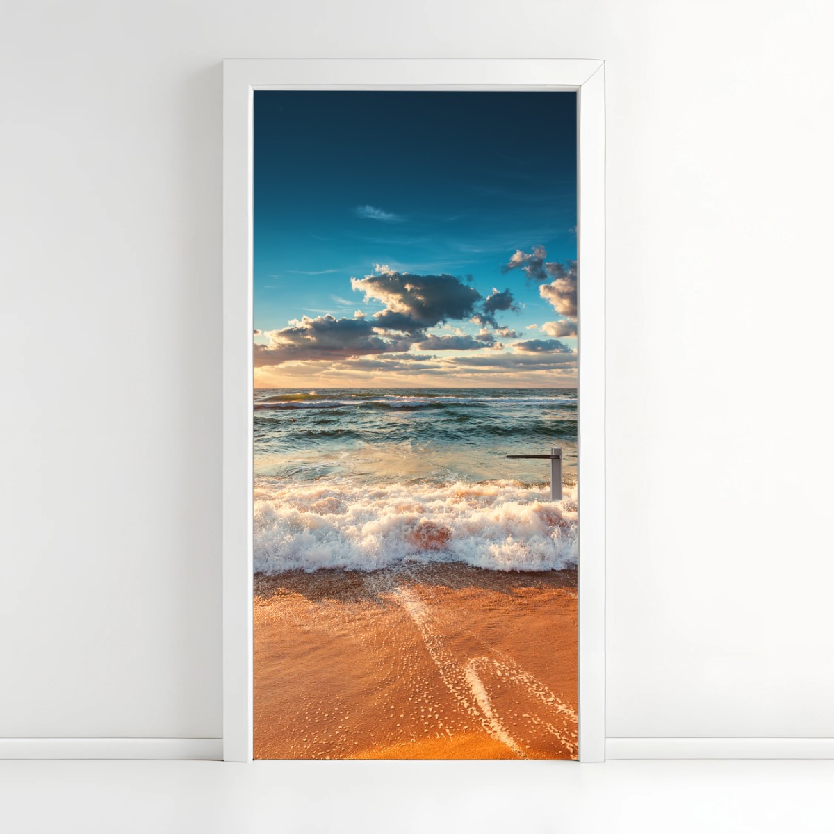 Türaufkleber goldener sonnenaufgang über der meeresküste – Wallnifity®