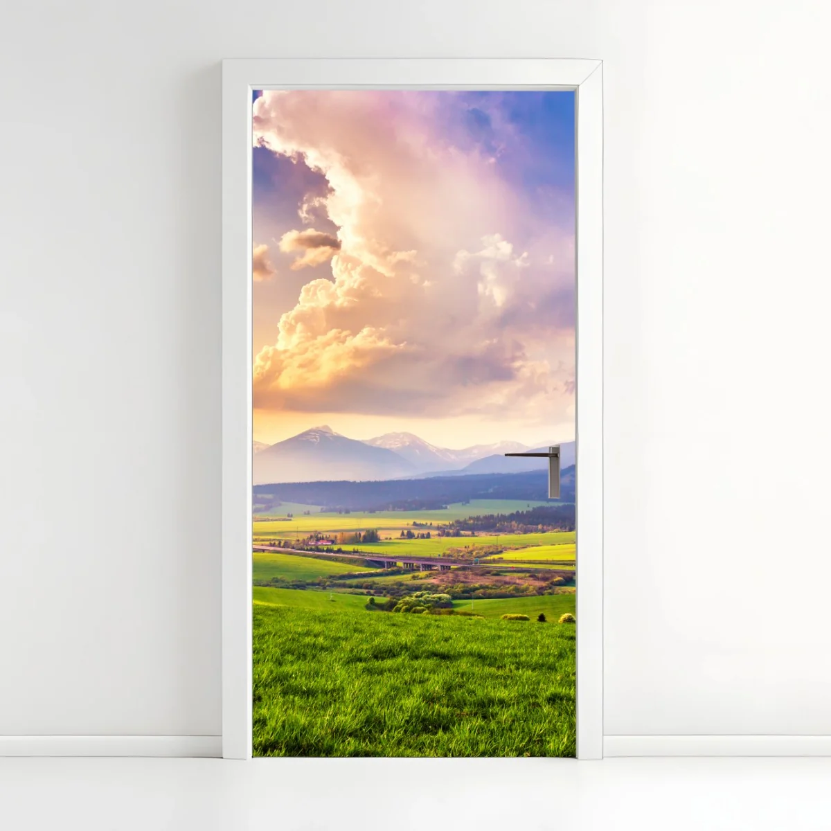 Türaufkleber frühlingshafte panoramalandschaft der Tatra, Slowakei – Wallnifity®