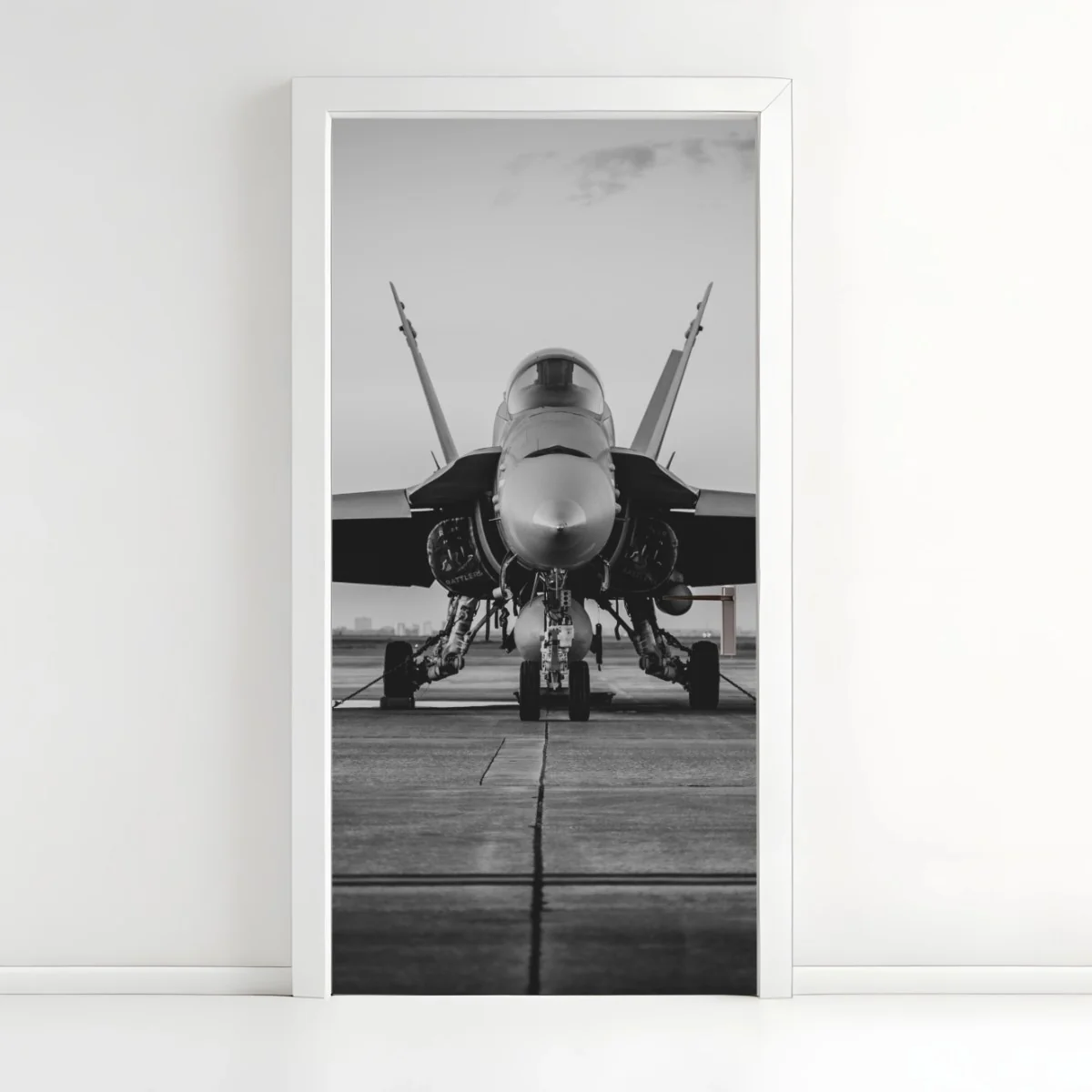 Türaufkleber kampfflugzeug auf der startbahn – Wallnifity®