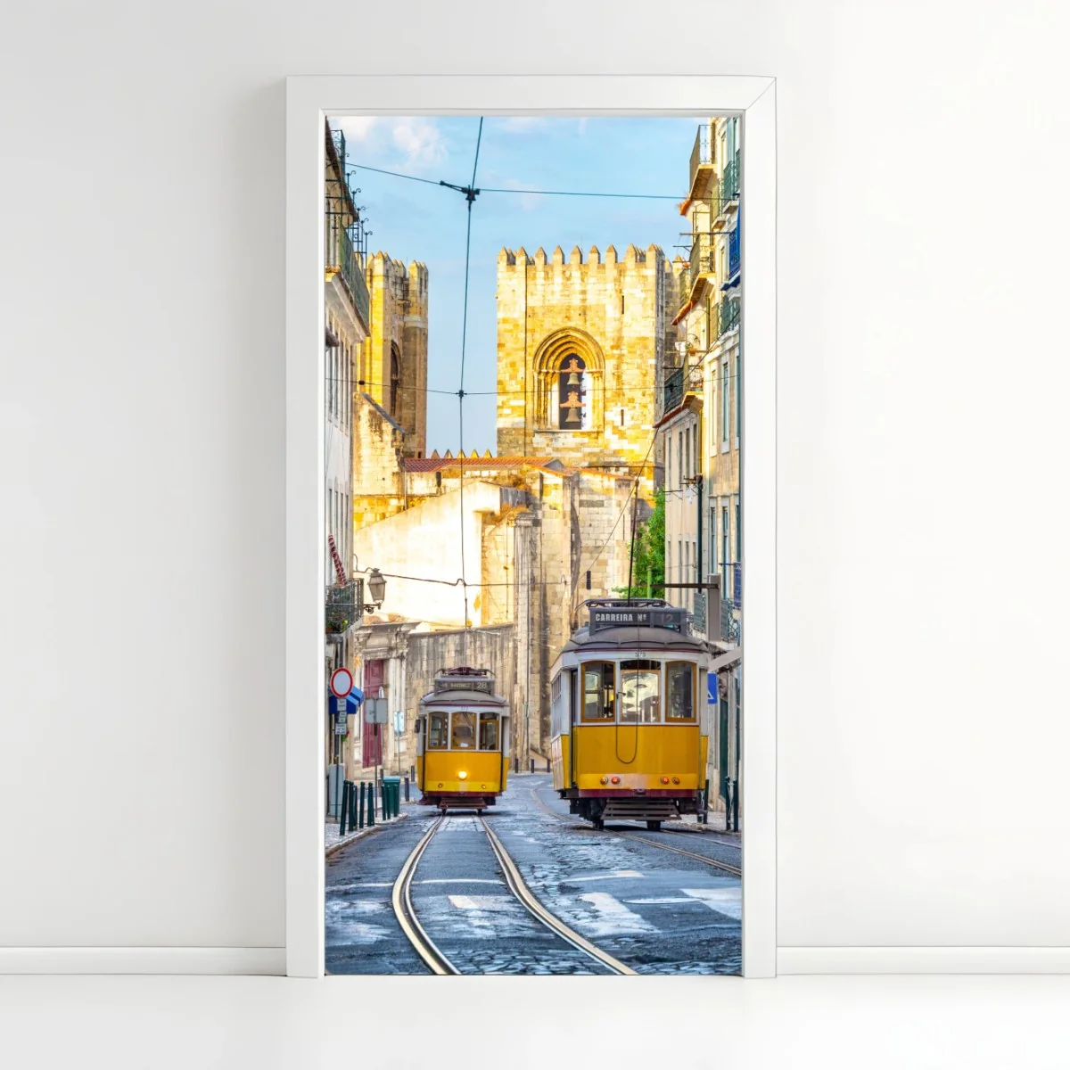 Türaufkleber sonnige straßenbahnen in Lissabon – Wallnifity®