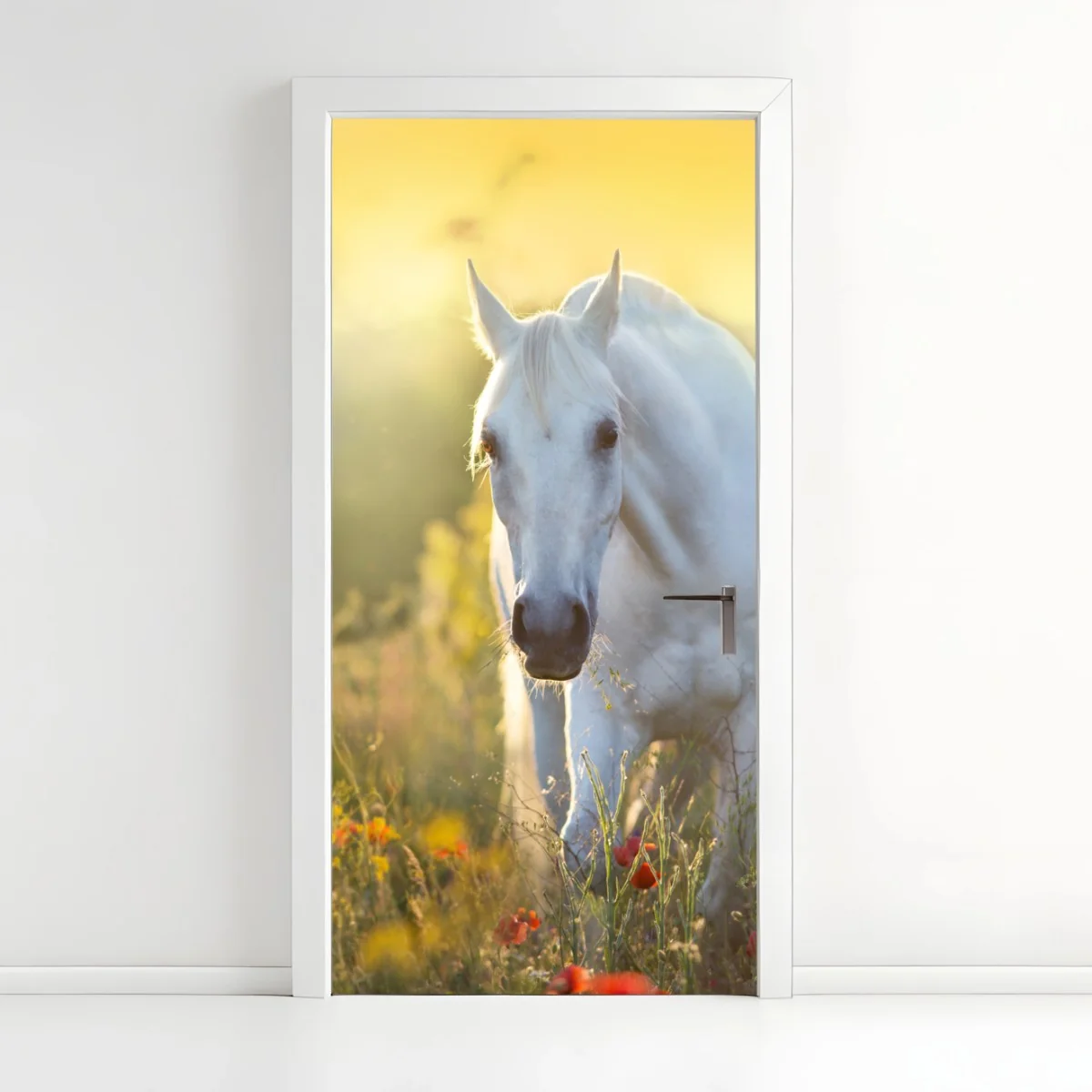 Türaufkleber weißes pferd im mohnfeld bei sonnenaufgang – Wallnifity® Türaufkleber weißes pferd im mohnfeld bei sonnenaufgang – Wallnifity®