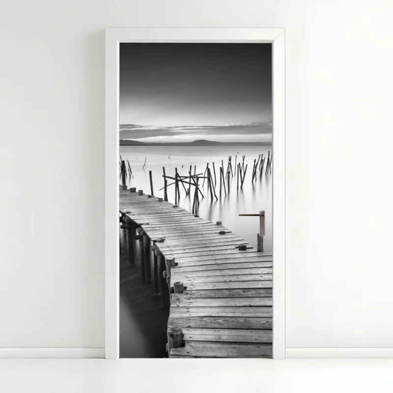 Türaufkleber ruhiger hölzerner steg bei dämmerung