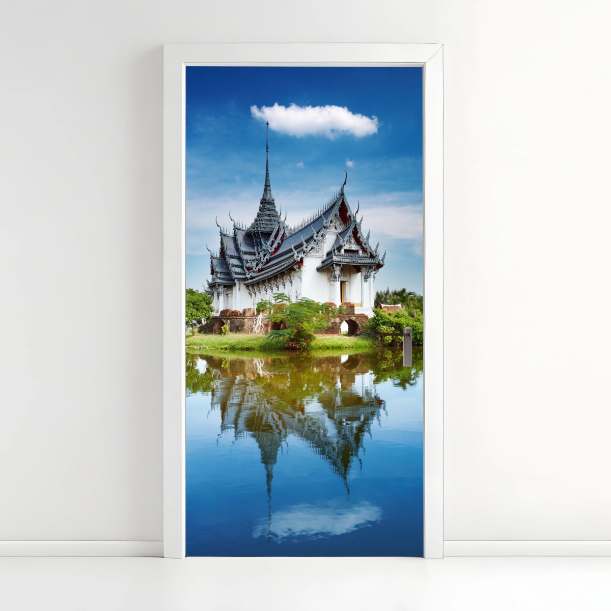 Türaufkleber Sanphet Prasat palast am spiegelnden see – Wallnifity®