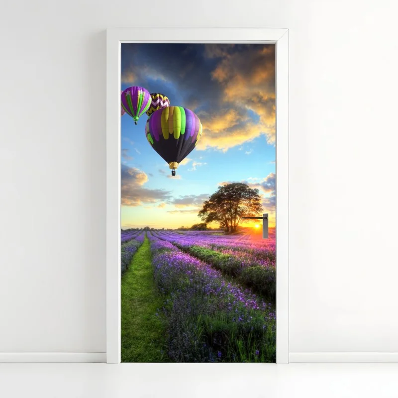 Türaufkleber lavendersonnenuntergang mit bunten heißluftballons