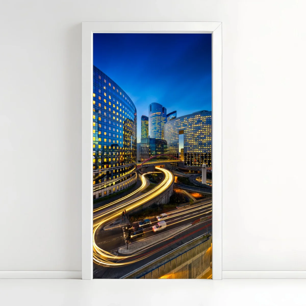 Türaufkleber moderne stadtsilhouette bei dämmerung – Wallnifity® Türaufkleber moderne stadtsilhouette bei dämmerung – Wallnifity®