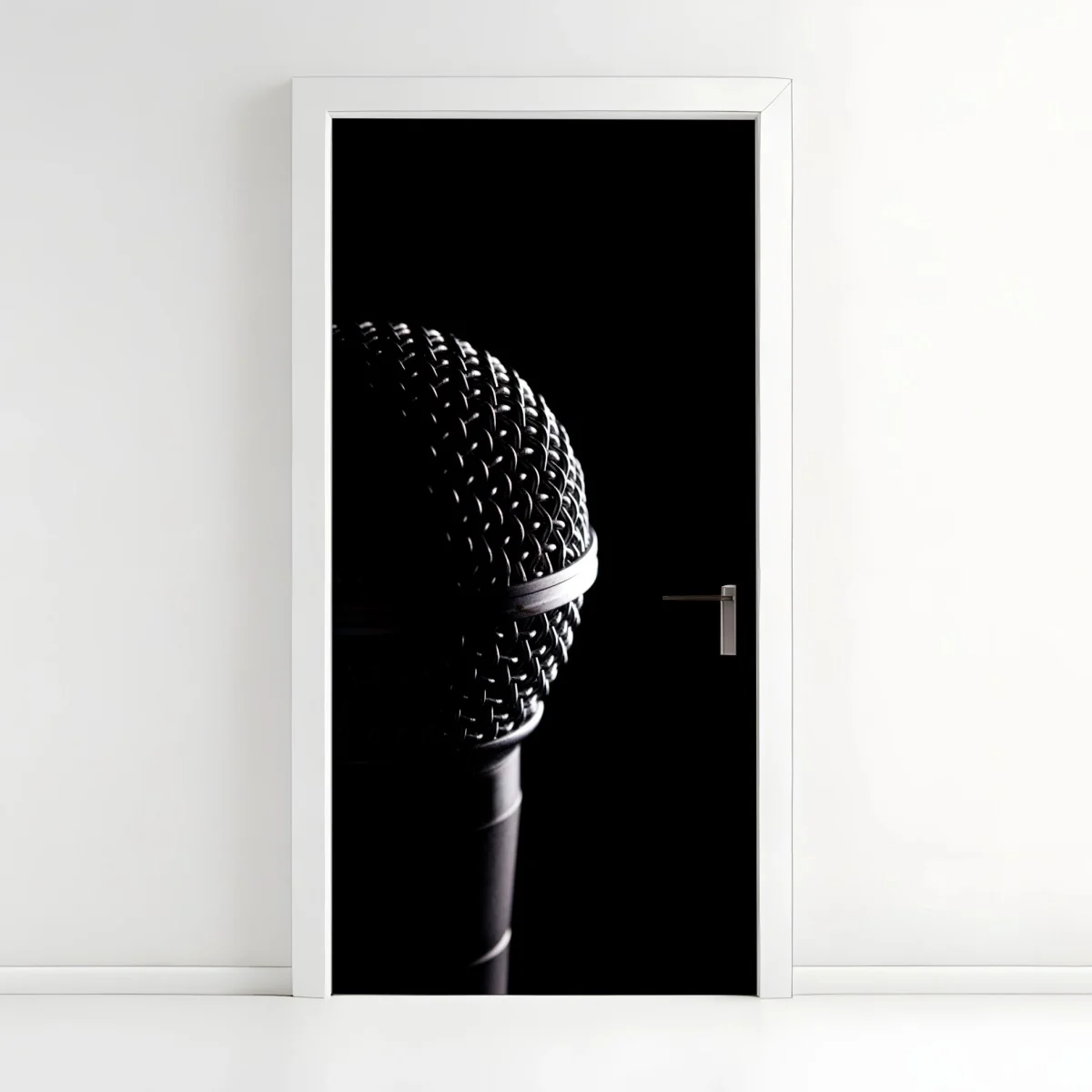 Türaufkleber dramatische mikrofon-nahaufnahme – Wallnifity®