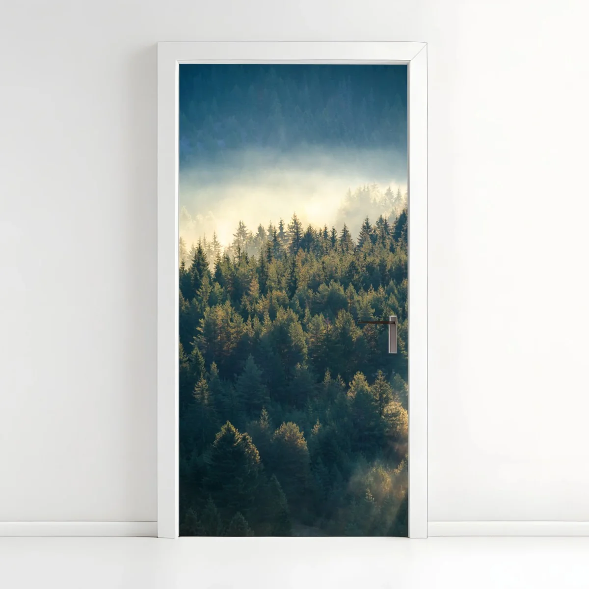 Türaufkleber nebliger kiefernwald im morgenlicht – Wallnifity® Türaufkleber nebliger kiefernwald im morgenlicht – Wallnifity®