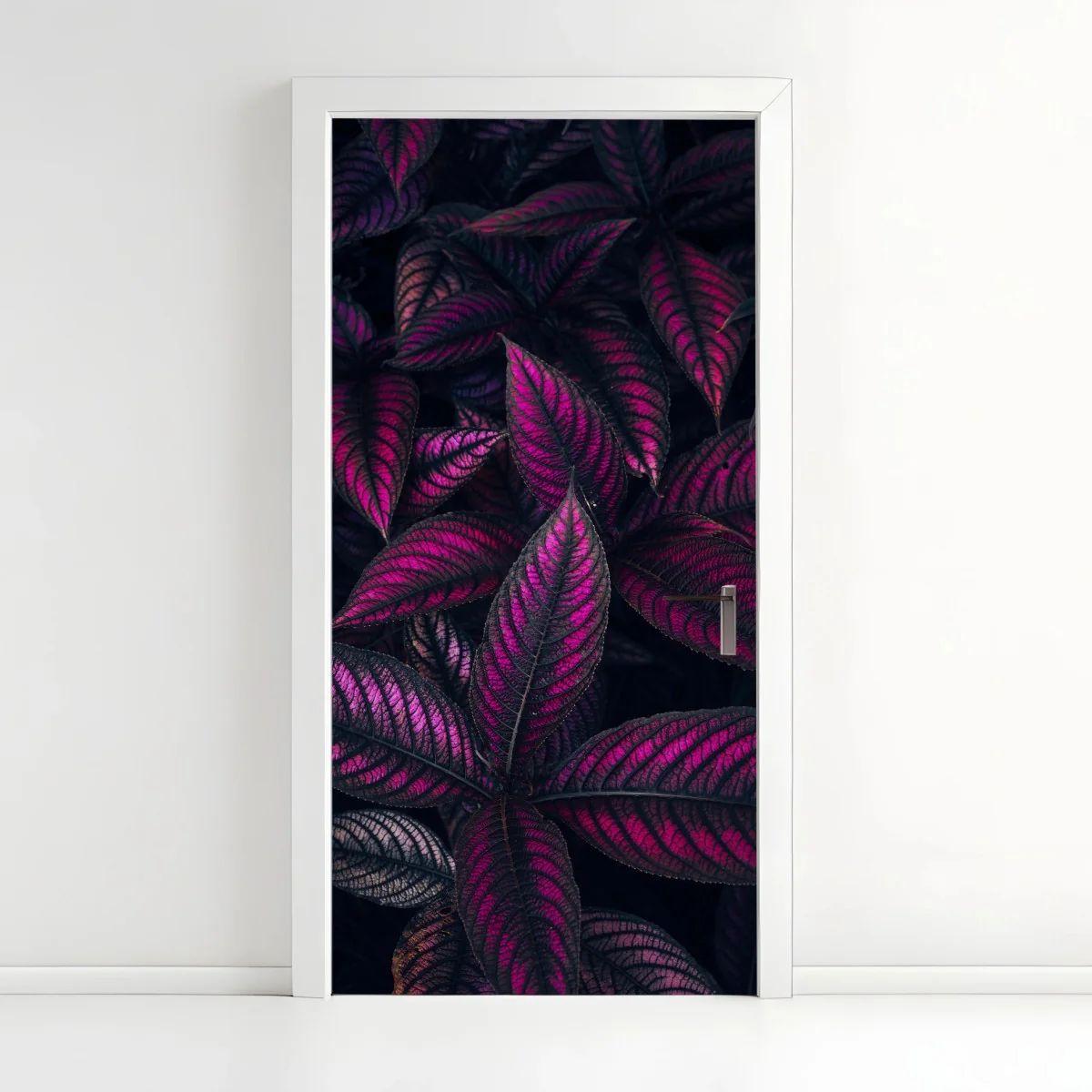 Türaufkleber leuchtendes violettes blättermotiv – Wallnifity® Türaufkleber leuchtendes violettes blättermotiv – Wallnifity®
