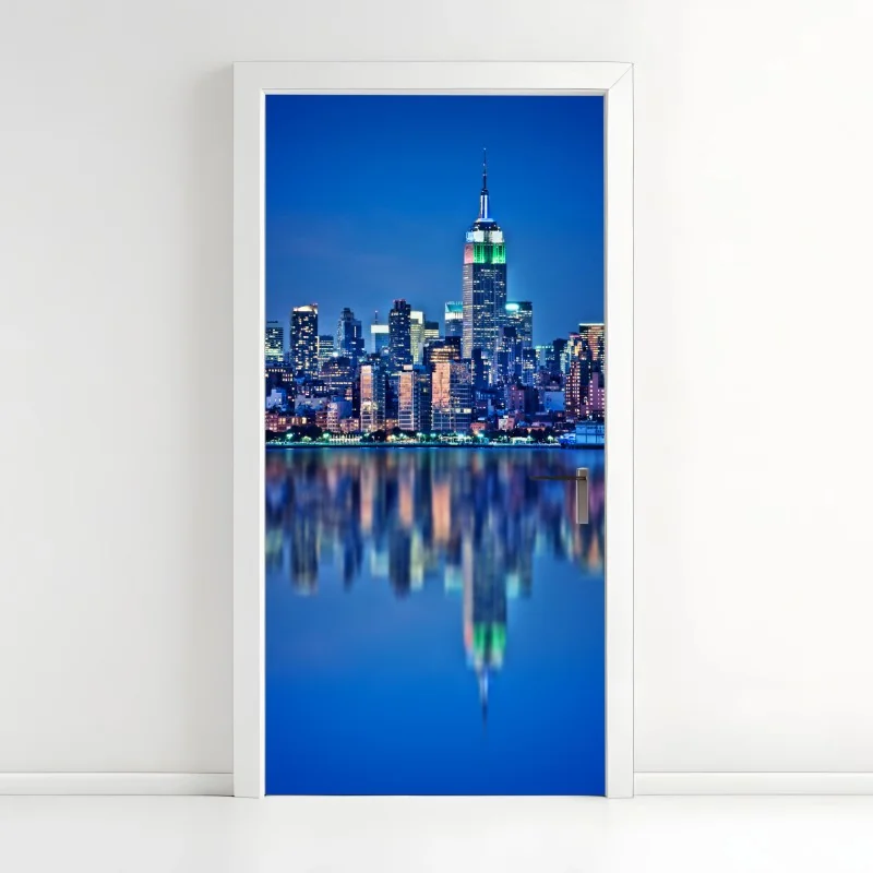 Türaufkleber New York skyline bei nacht mit spiegelung