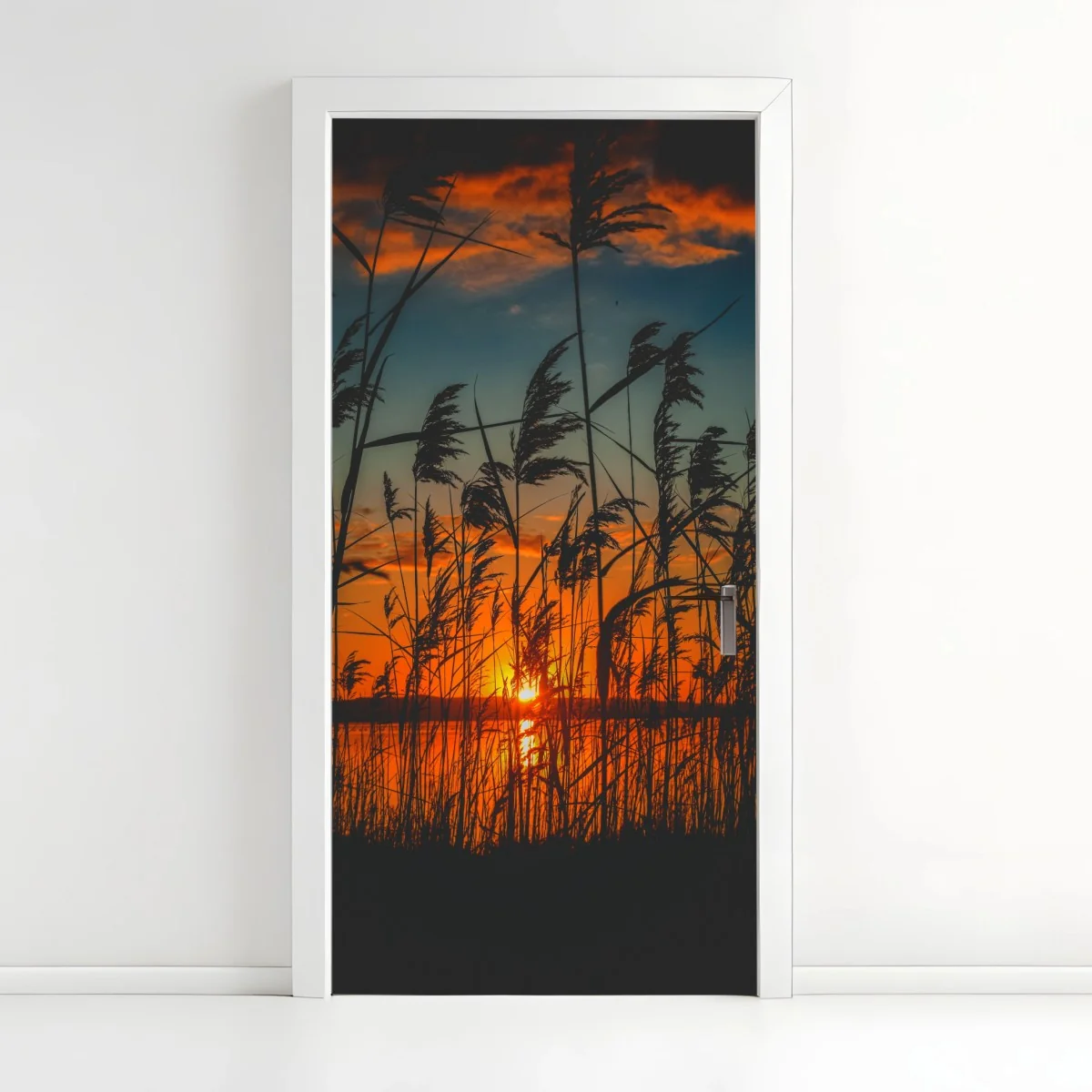 Türaufkleber sonnenuntergang am see mit schilf-silhouette – Wallnifity®