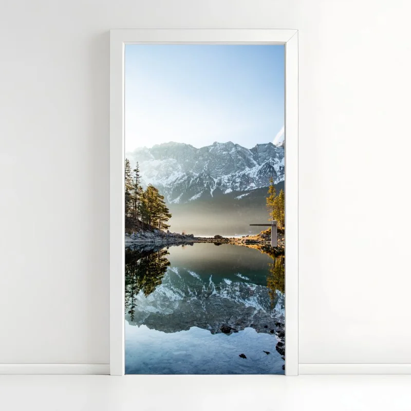 Türaufkleber bergsee spiegelung bei sonnenaufgang