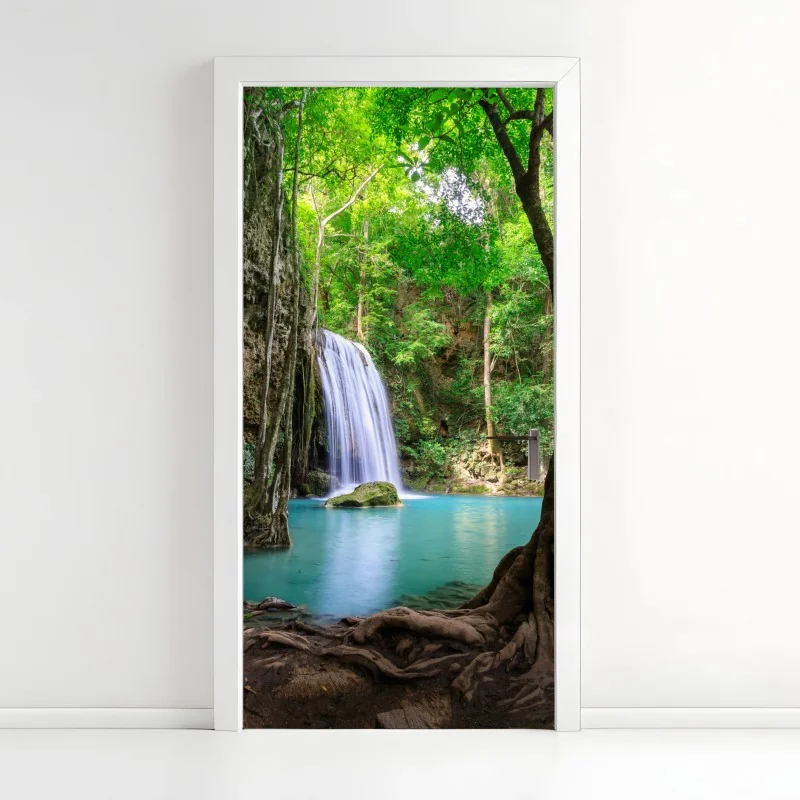 Türaufkleber ruhiger wasserfall im Erawan Nationalpark