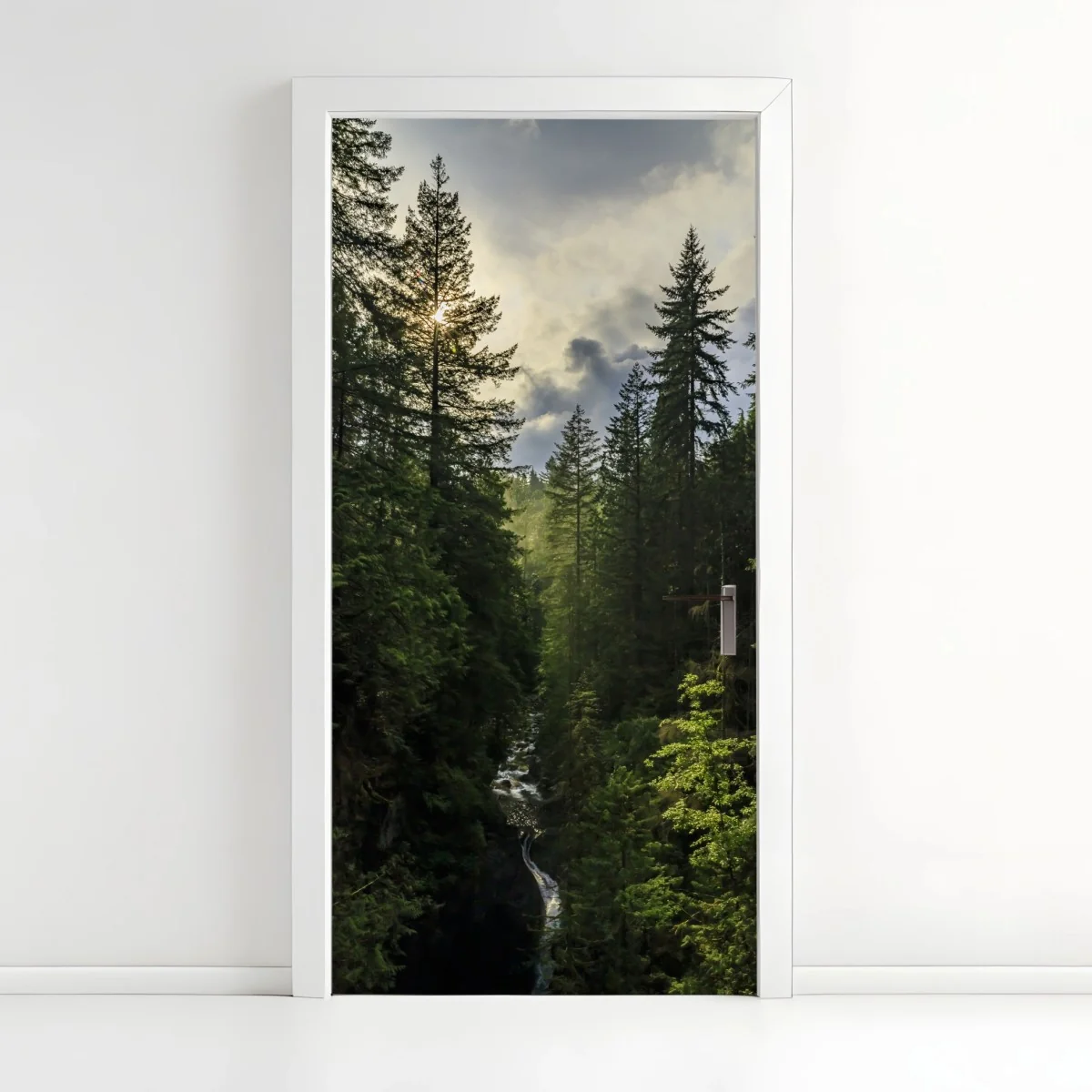 Türaufkleber nebliger immergrüner wald mit wasserfall – Wallnifity® Türaufkleber nebliger immergrüner wald mit wasserfall – Wallnifity®