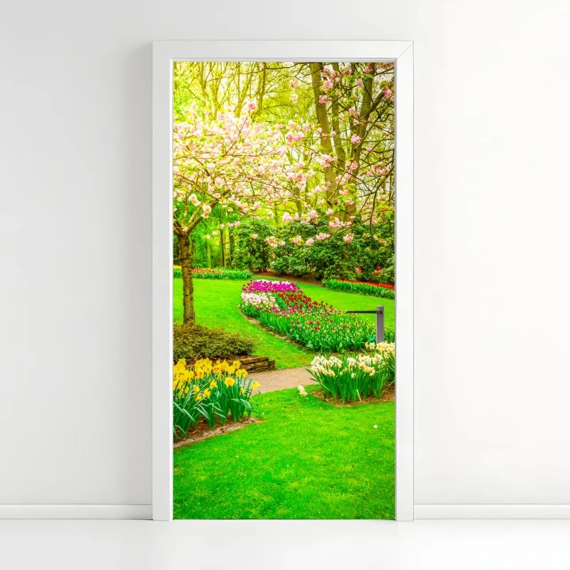 Türaufkleber frühlingsgarten in blüte: tulpen und kirschblüten