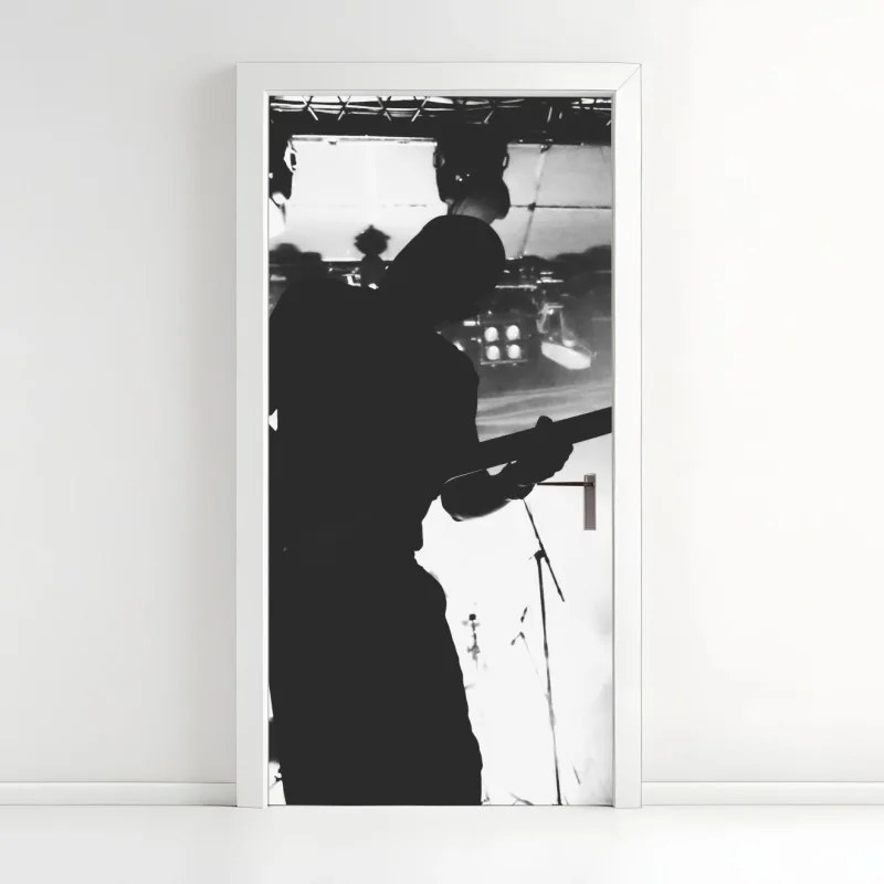 Türaufkleber gitaristensilhouette bei einem live-konzert