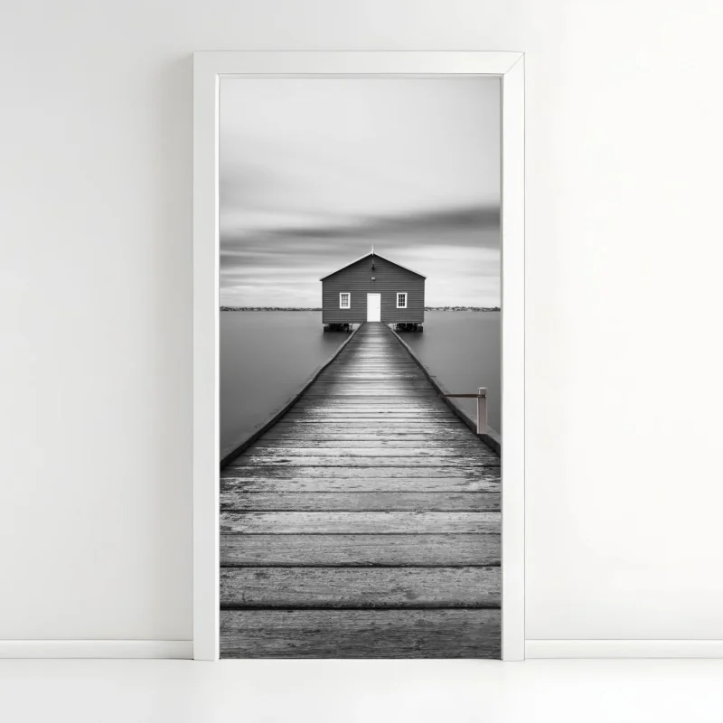 Türaufkleber einsames bootshaus am ruhigen steg