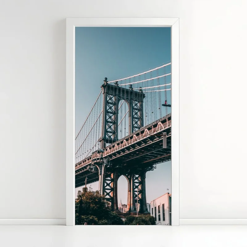 Türaufkleber Manhattan brücke in urbaner perspektive