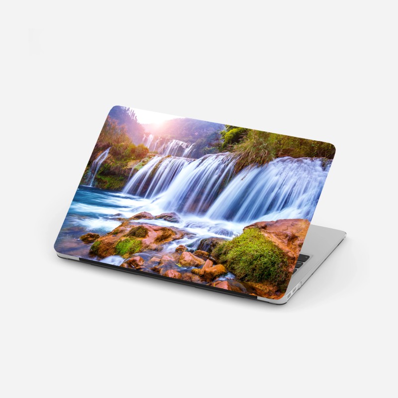 Laptop-Aufkleber blaues bootshaus am ende des stegs – Wallnifity®