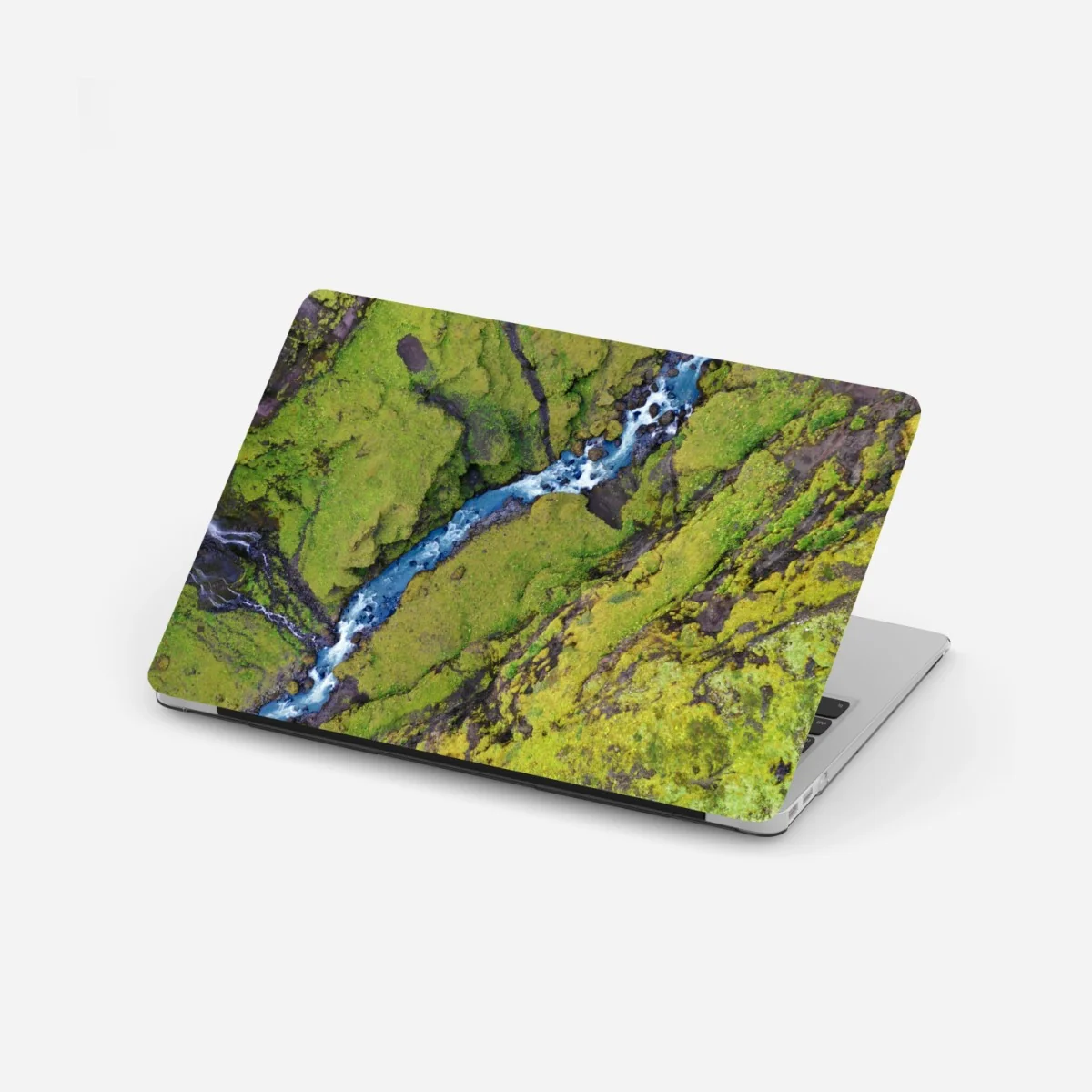 Laptop-Aufkleber luftaufnahme: fluss in moosbedeckter schlucht – Wallnifity® Laptop-Aufkleber luftaufnahme: fluss in moosbedeckter schlucht – Wallnifity®