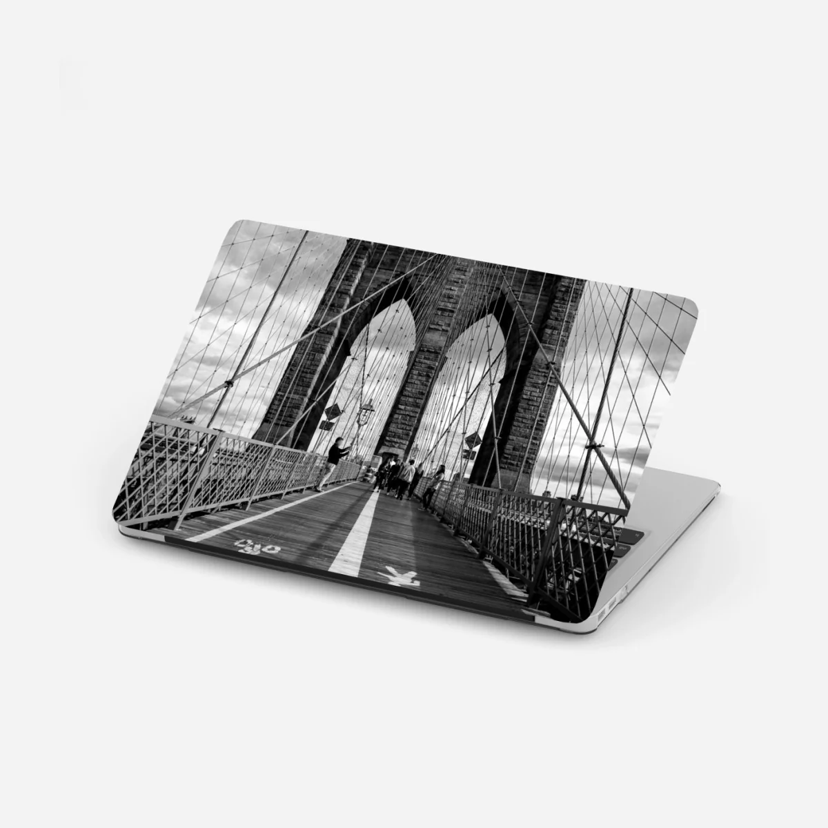 Laptop-Aufkleber Brooklyn Bridge perspektive in monochrom – Wallnifity® Laptop-Aufkleber Brooklyn Bridge perspektive in monochrom – Wallnifity®
