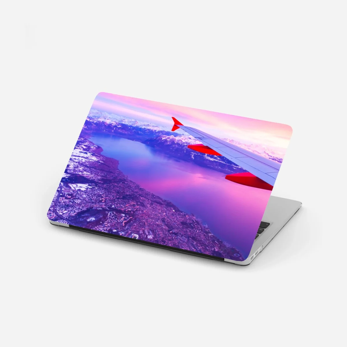 Laptop-Aufkleber luftaufnahme einer stadt am see bei sonnenuntergang – Wallnifity® Laptop-Aufkleber luftaufnahme einer stadt am see bei sonnenuntergang – Wallnifity®