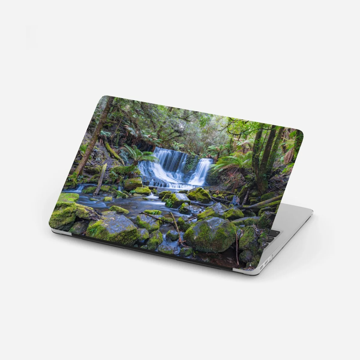Laptop-Aufkleber friedlicher waldwasserfall – Wallnifity®