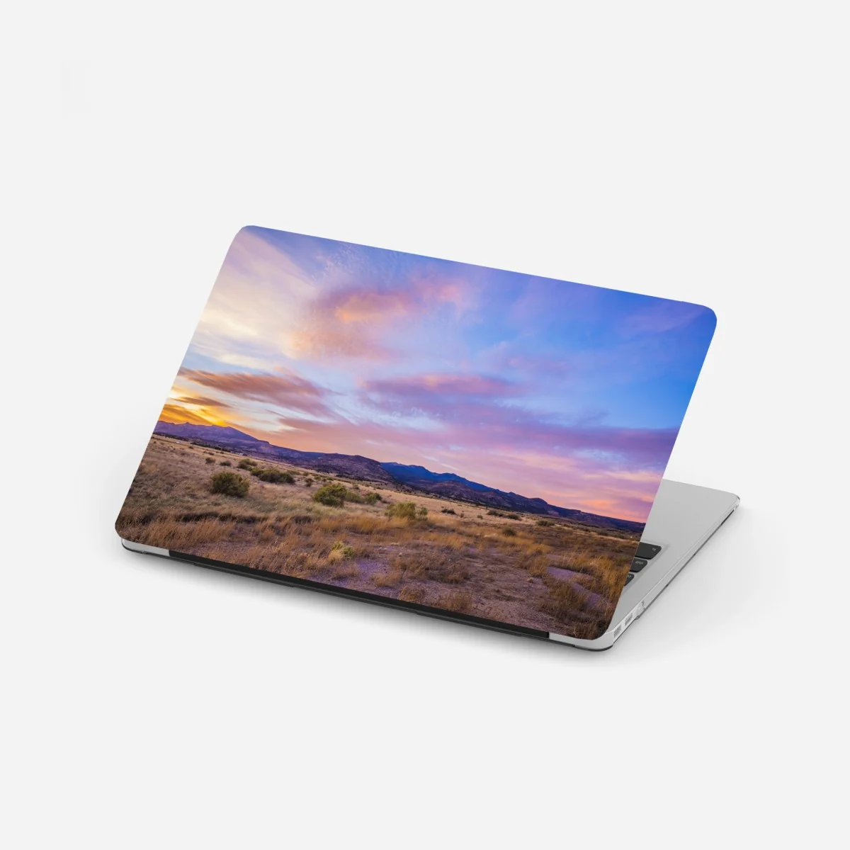 Laptop-Aufkleber pastellsonnenuntergang über wüstenbergen – Wallnifity® Laptop-Aufkleber pastellsonnenuntergang über wüstenbergen – Wallnifity®