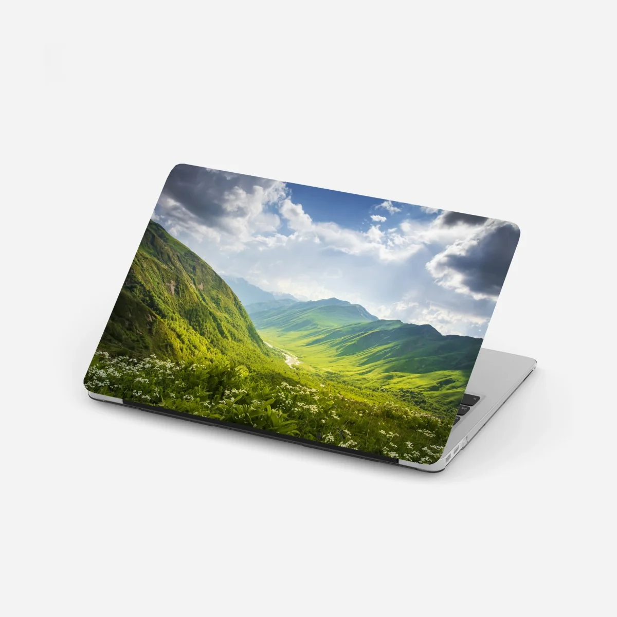 Laptop-Aufkleber üppiges grünes tal – Wallnifity® Laptop-Aufkleber üppiges grünes tal – Wallnifity®