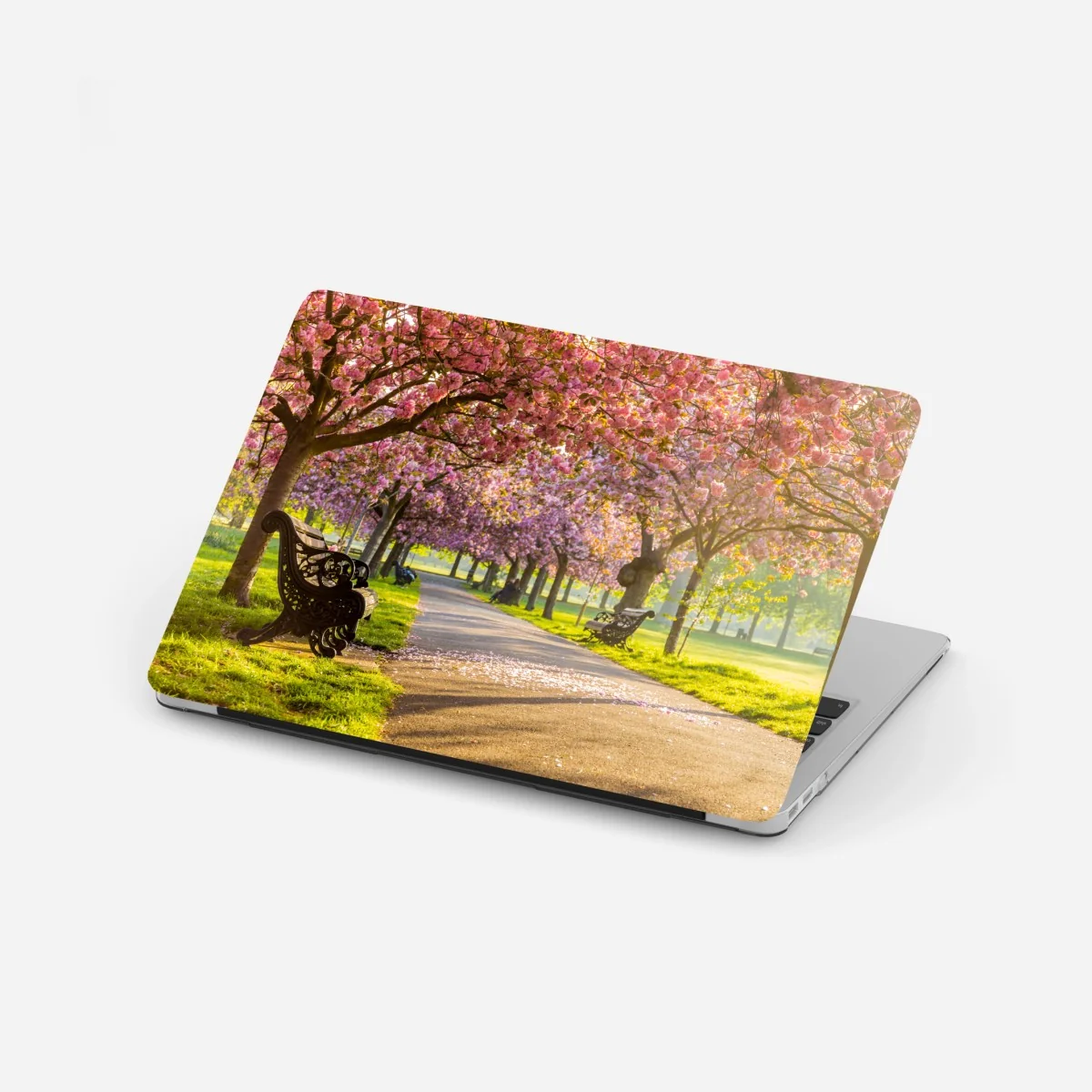 Laptop-Aufkleber kirschblütenallee im frühling – Wallnifity®