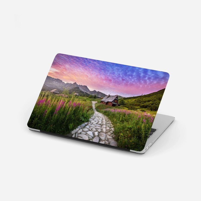 Laptop-Aufkleber sonnenbeschienene berge über gefrorenem alpensee – Wallnifity®