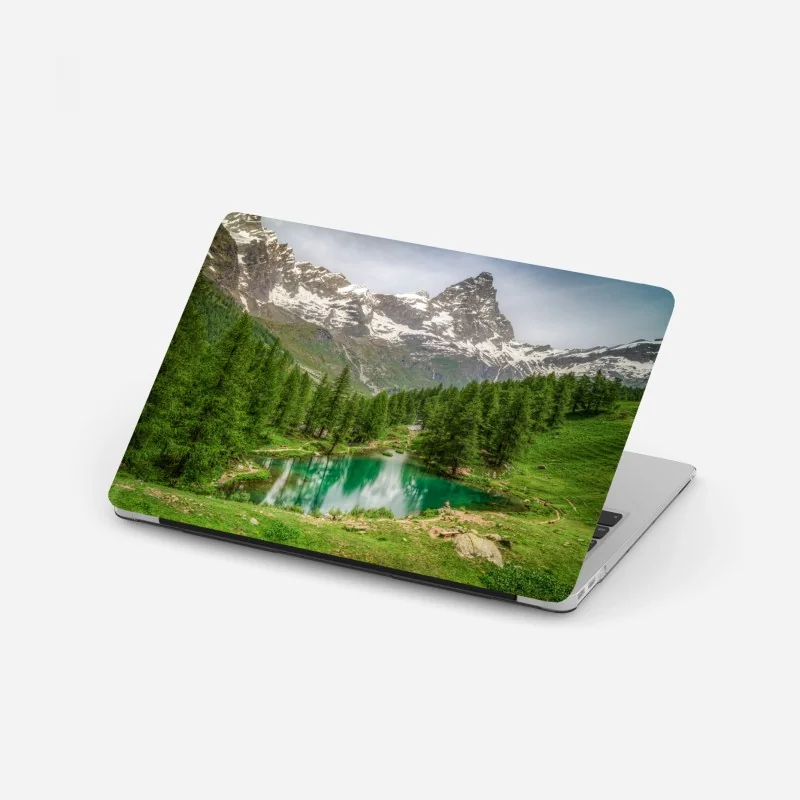 Laptop-Aufkleber blauer see bei Cervinia – Wallnifity® Laptop-Aufkleber blauer see bei Cervinia – Wallnifity®
