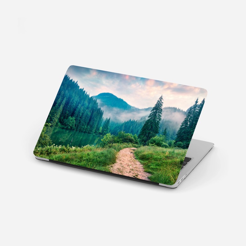 Laptop-Aufkleber nebliger morgen am Lacu Roșu