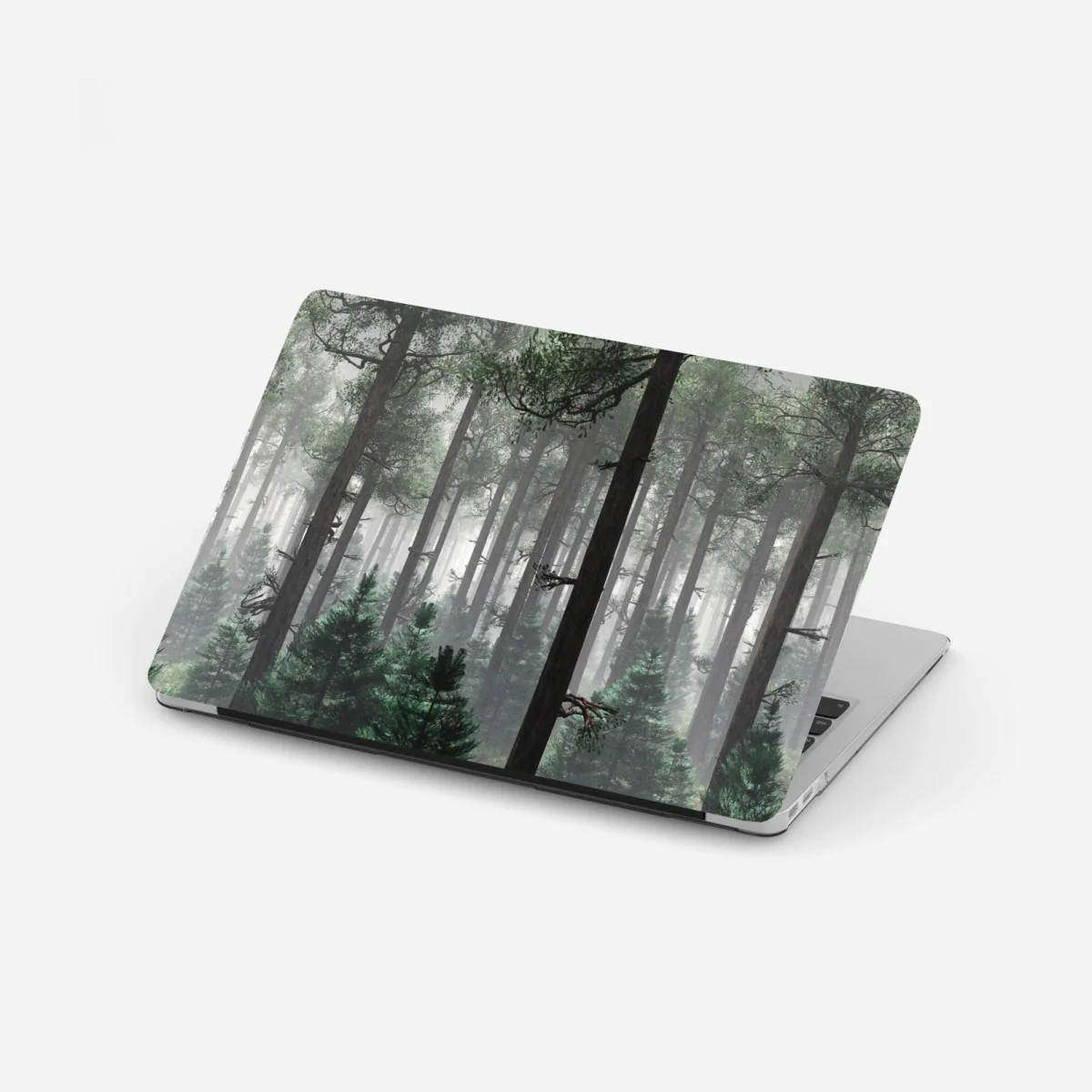 Laptop-Aufkleber nebliger immergrüner wald – Wallnifity® Laptop-Aufkleber nebliger immergrüner wald – Wallnifity®