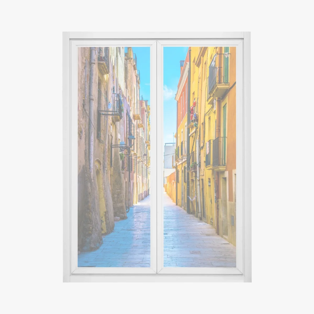 Fensteraufkleber sonnenbeschienene mediterrane gasse mit bunten fassaden – Wallnifity®