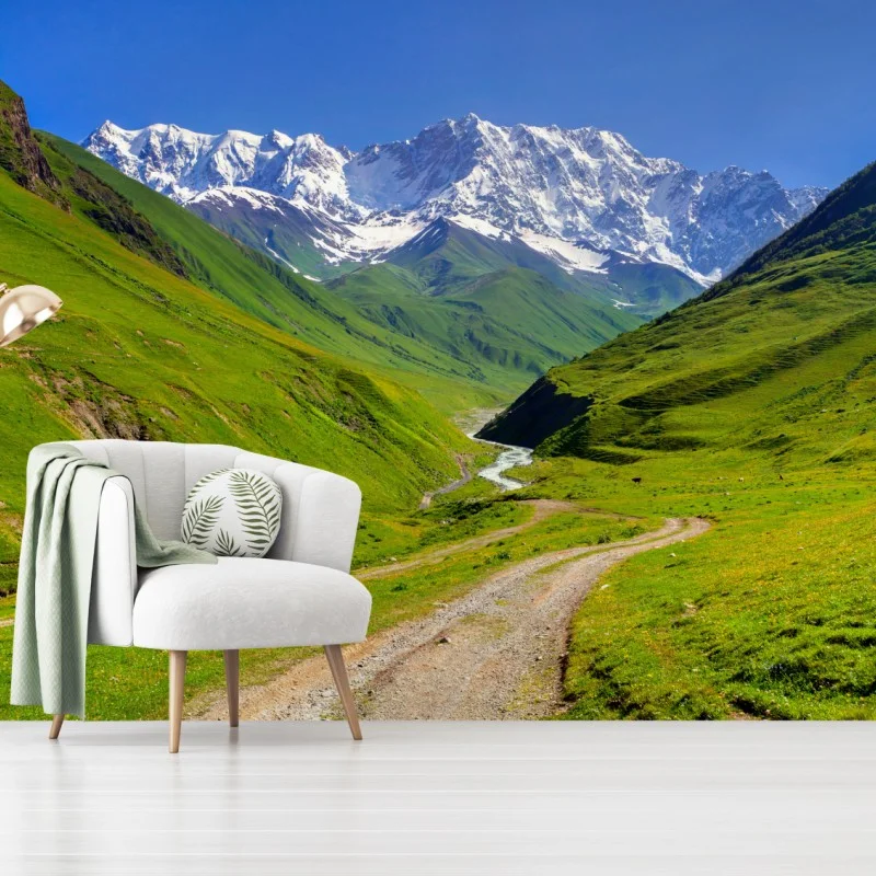 Fototapete majestätischer blick auf Shkhara von Ushguli – Wallnifity®