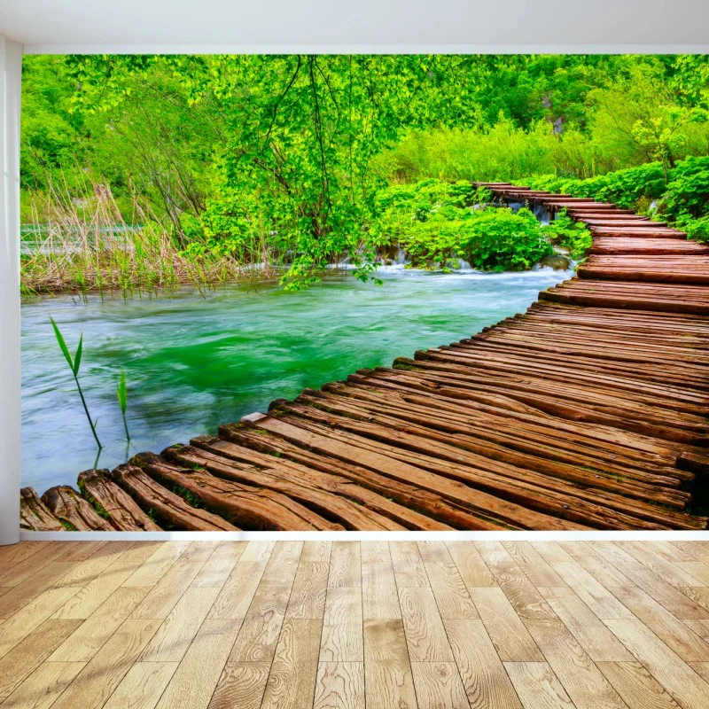 Fototapete ruhiger grüner steg über dem fluss