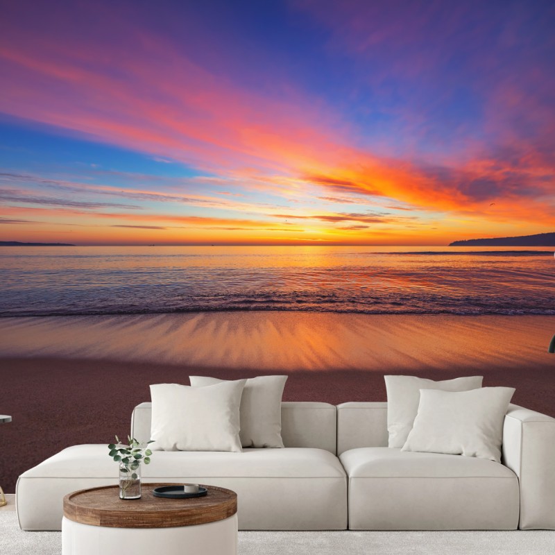 Fototapete lebendiger sonnenaufgang über einem ruhigen strand – Wallnifity®